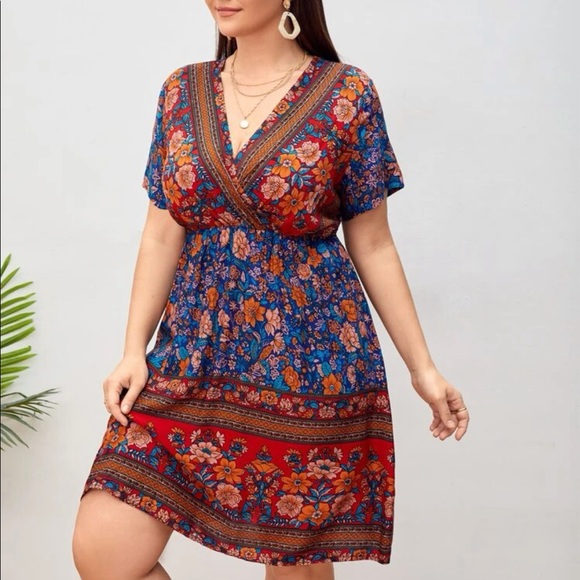 Boho red blue floral print surplice mini dress - Picture 10 of 11